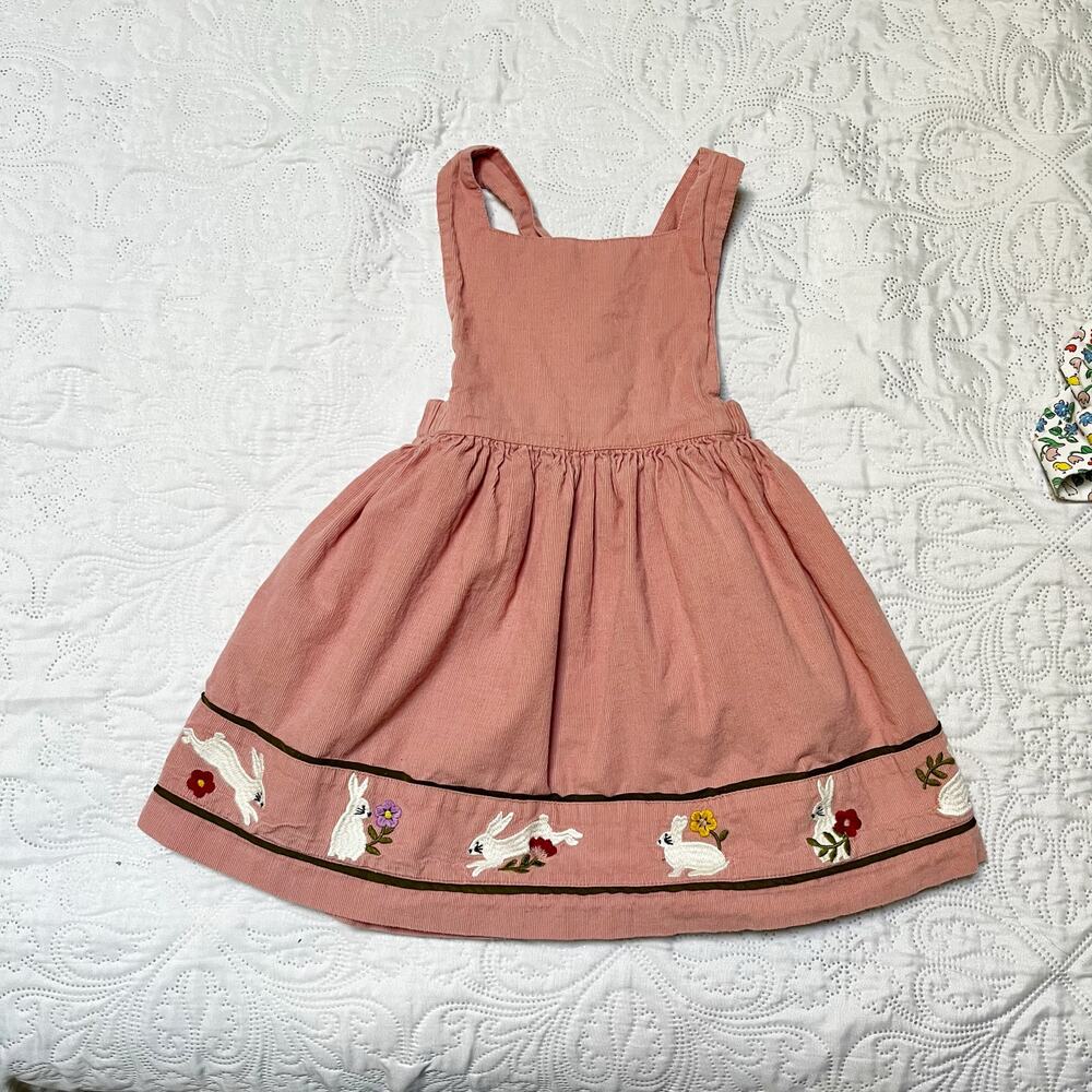 Mini Boden Bunny Appliqué Pinafore Dress Size 3/4 - Picture 2 of 5